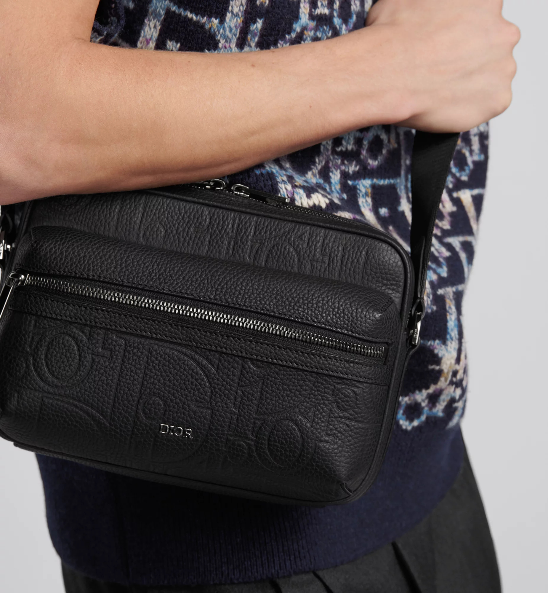 Rider 2.0 Zipped Messenger Bag - Image 8